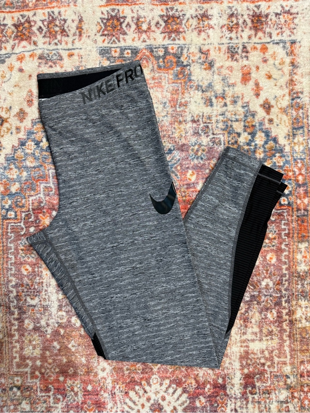 Nike Gray Heather Performance Leggings with Black Mesh Panels